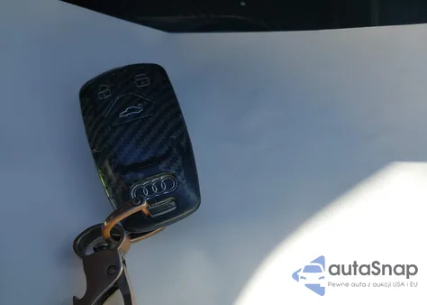 2018 Audi A5 2.0T Premium z USA, uszkodzony, nr VIN WAUENCF54JA136409